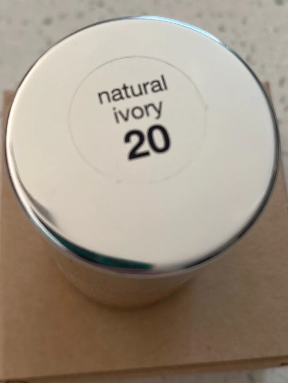 Neutrogena®Healthy Skin Liquid Makeup Broad Spectrum SPF 20, 270W Warm Sand